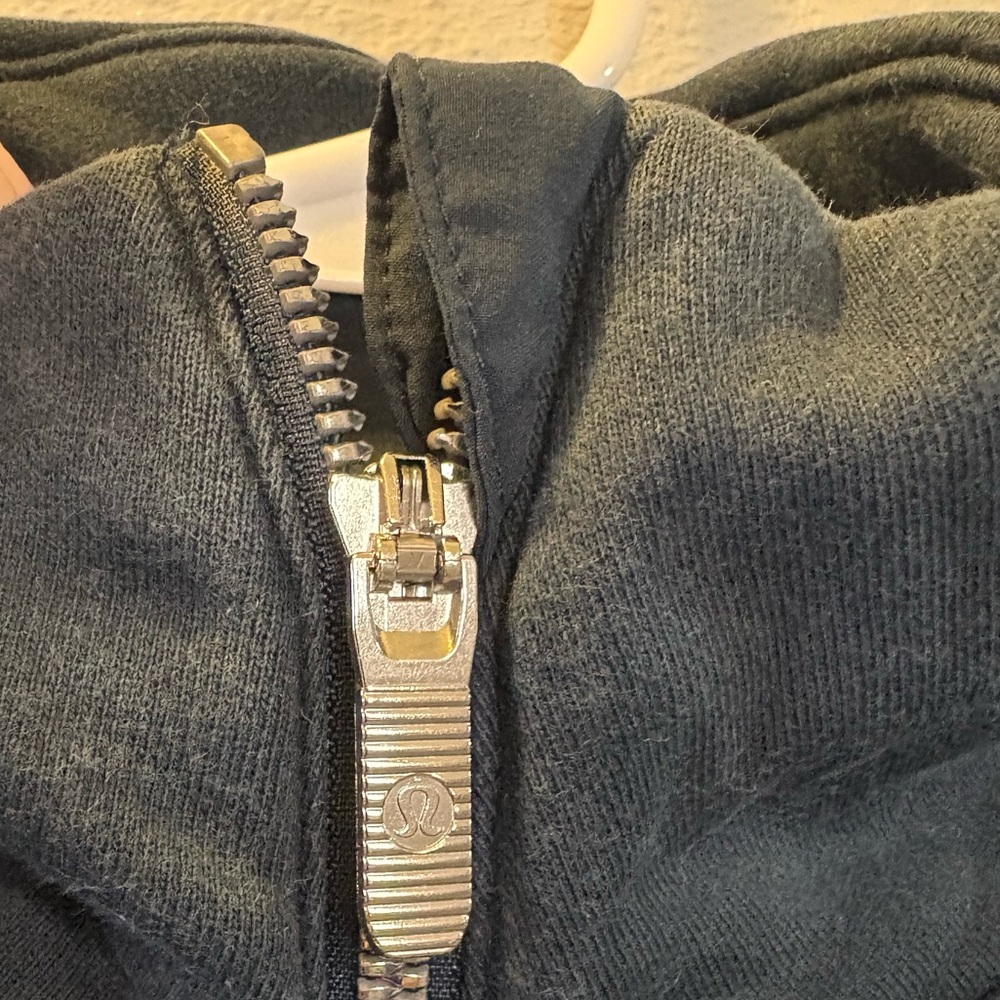 Lululemon Forever Warm Pullover - Picture 3 of 7